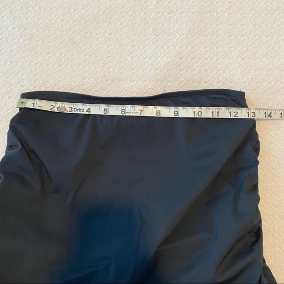 Spanx Love your assets swim skirted bottom - Picture 8 of 8